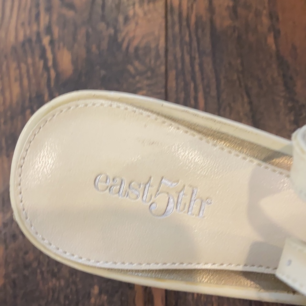 East 5th Slingback Pump Heels  Buckle Pointed Toe - Picture 5 of 7
